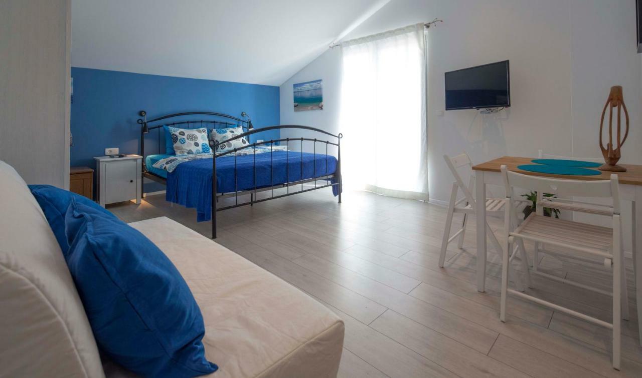 Apartments Denis Makarska Ngoại thất bức ảnh
