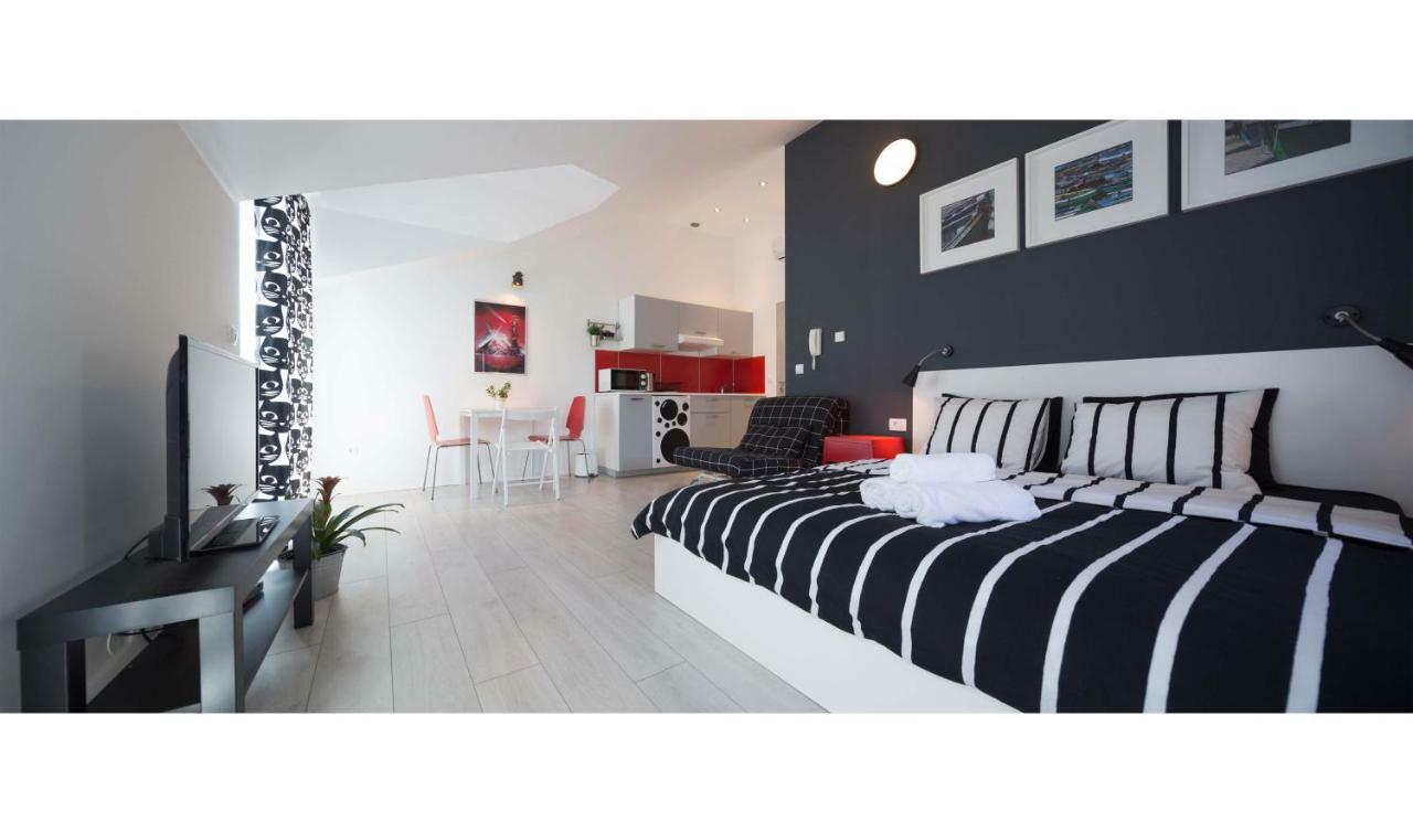 Apartments Denis Makarska Ngoại thất bức ảnh